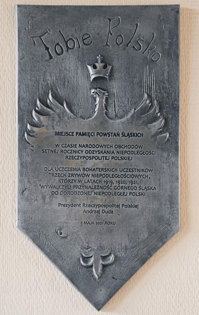 Tablica upamiętniająca Powstania  Śląskie: 1919, 1920, 1921