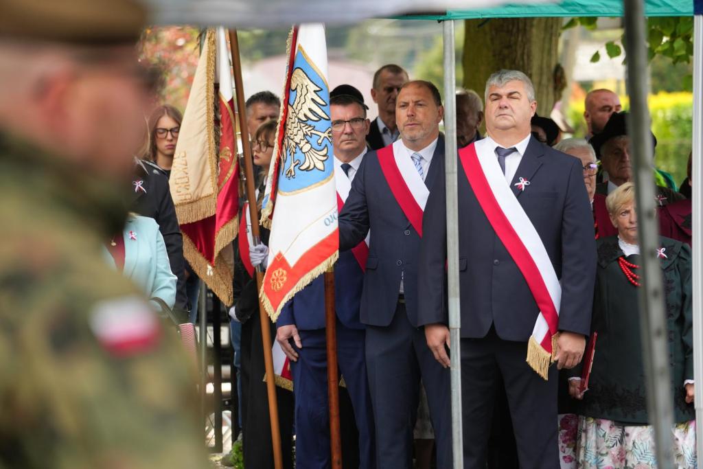 uroczystości na cmentarzu w Dankowicach