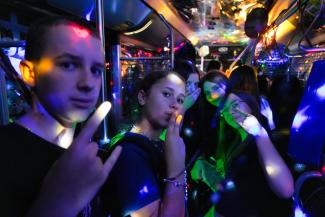 dyskoteka w autobusie