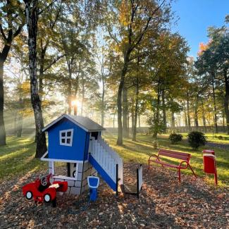 Widok na Park Miejski Lasek po rewitalizacji
