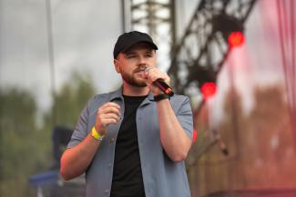 koncert Adosa Maya