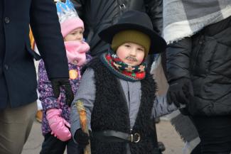 Orszak Trzech Króli w Zabrzegu - pod kościołem