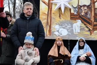 Orszak Trzech Króli w Zabrzegu - konkurs szopek