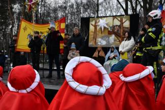 Orszak Trzech Króli w Zabrzegu - konkurs szopek