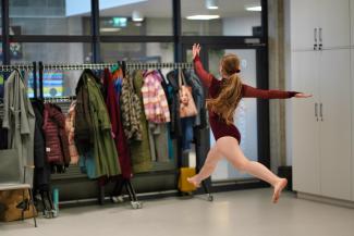 pokaz mody w bibliotece