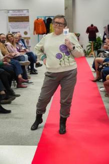 pokaz mody w bibliotece