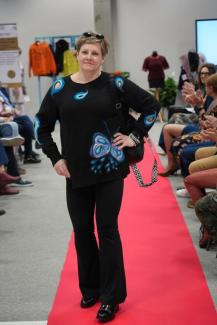 pokaz mody w bibliotece