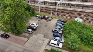 parking przy ulicy Towarowej