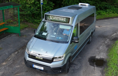 autobus linii nr 12