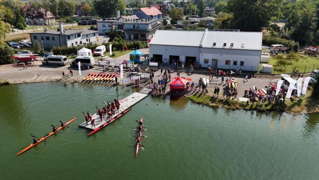 przystań kajakowa w trakcie zawodów Czechowice CUP