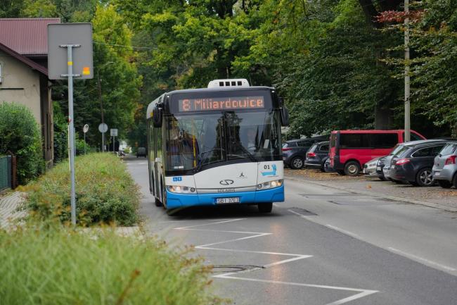 autobus linii nr 8